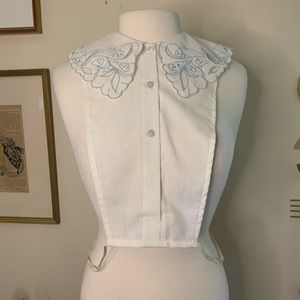 Vintage ladies dickie with lace collar